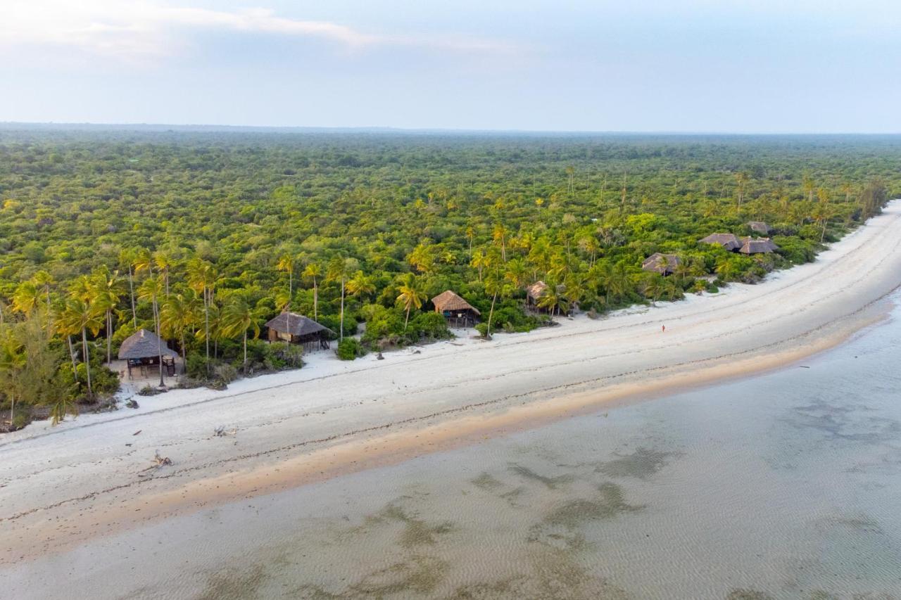 Simply Saadani Camp, A Tent With A View Safaris Mkwaja Екстер'єр фото